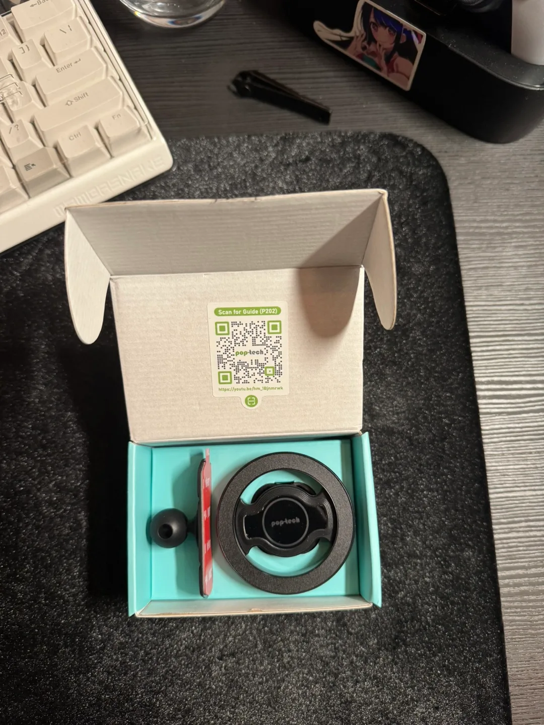 Pop-Tech Magnetic Adhesive Car Phone Mount image indicator(2)