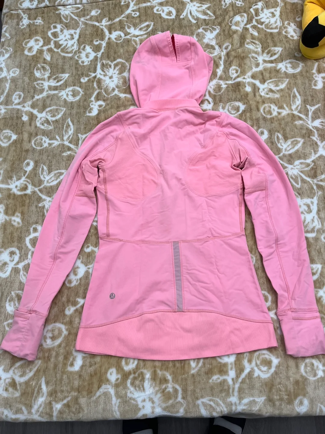 Lululemon Pink Hoodie Size 4 image indicator(2)