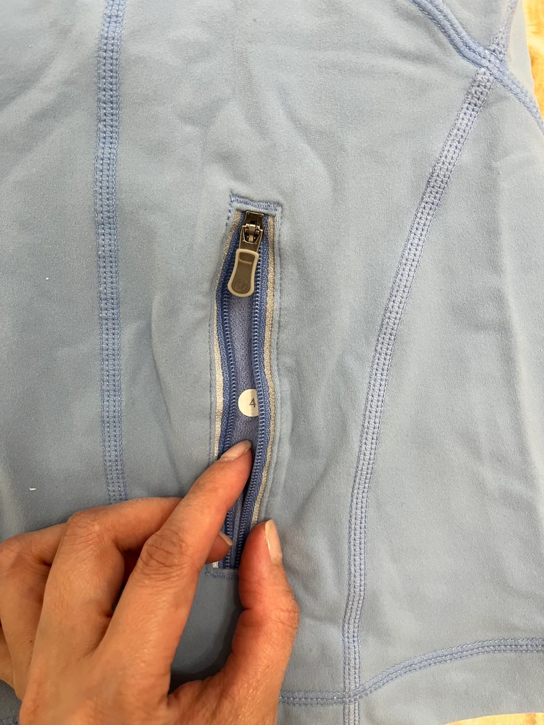 Lululemon Scuba Hoodie Size 4 image indicator(4)