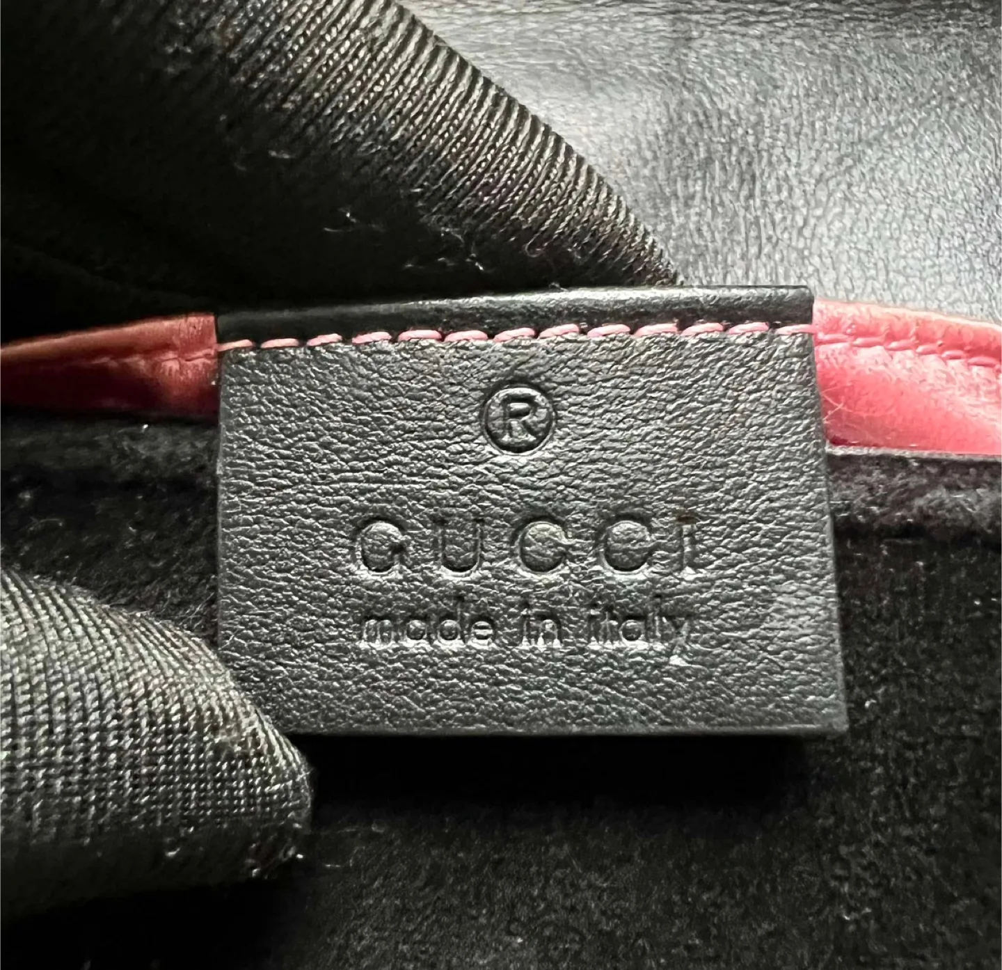 Gucci Velvet Shoulder Bag image indicator(6)