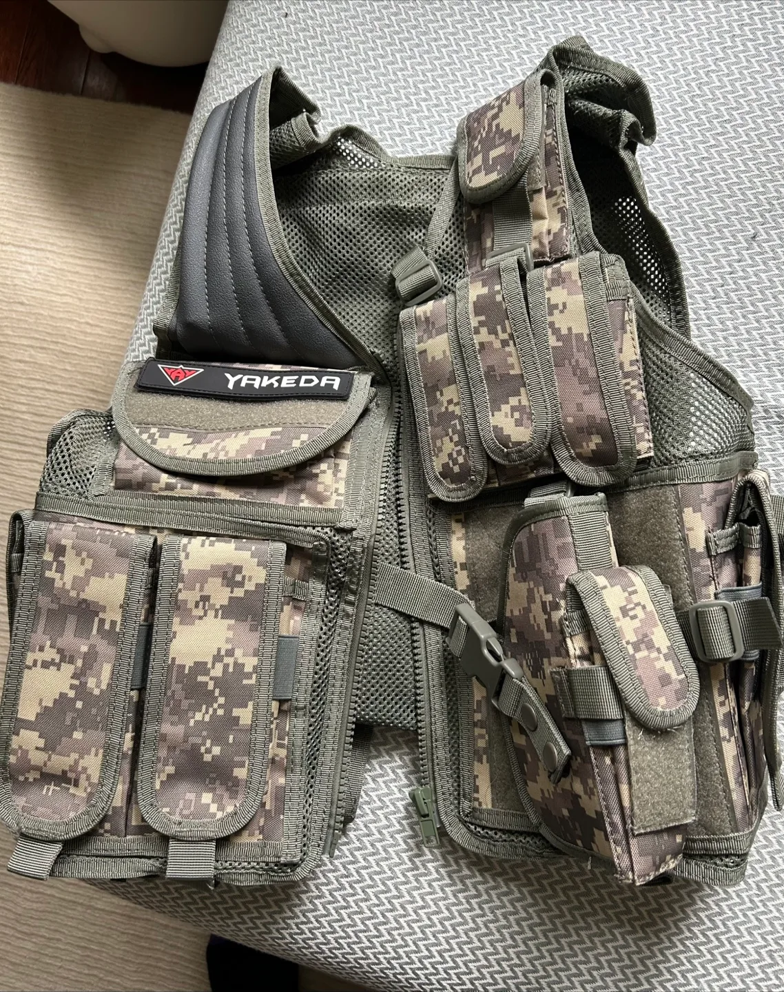 *NEW* YAKEDA Military Tactical Vest image indicator(2)