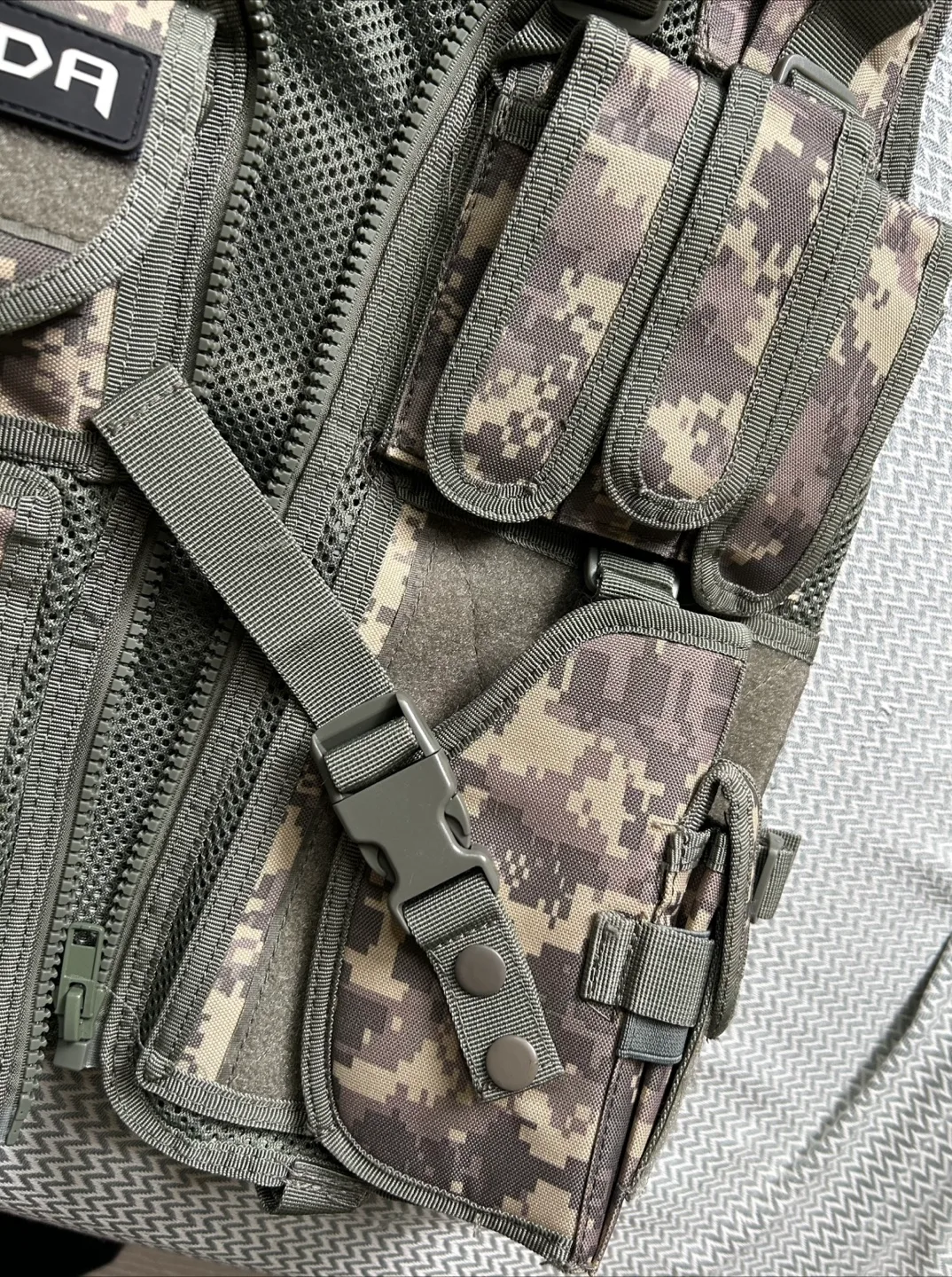 *NEW* YAKEDA Military Tactical Vest image indicator(5)