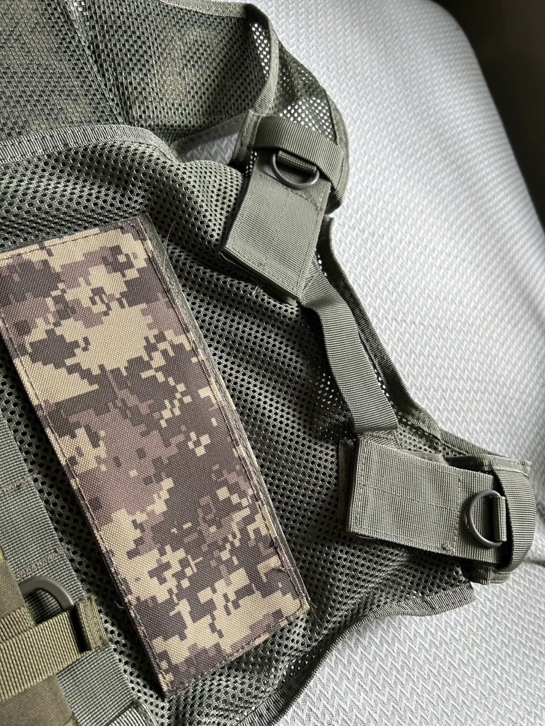 *NEW* YAKEDA Military Tactical Vest image indicator(8)