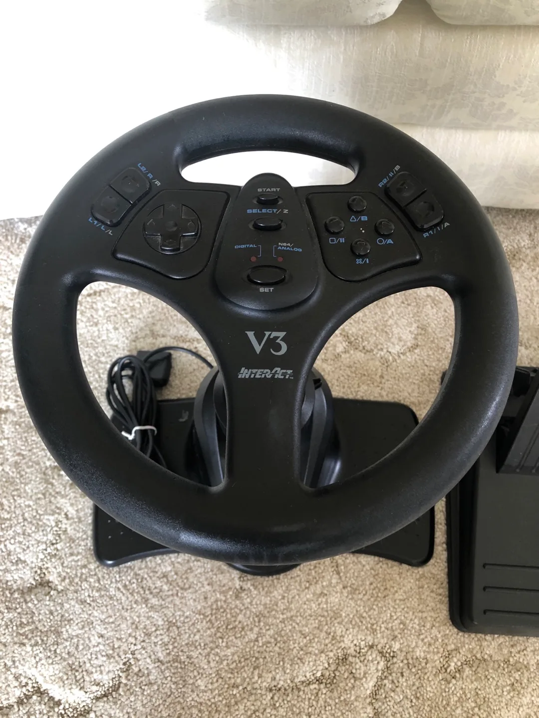 Interact V3 Racing Wheel for Playstation and Nintendo 64 image indicator(3)