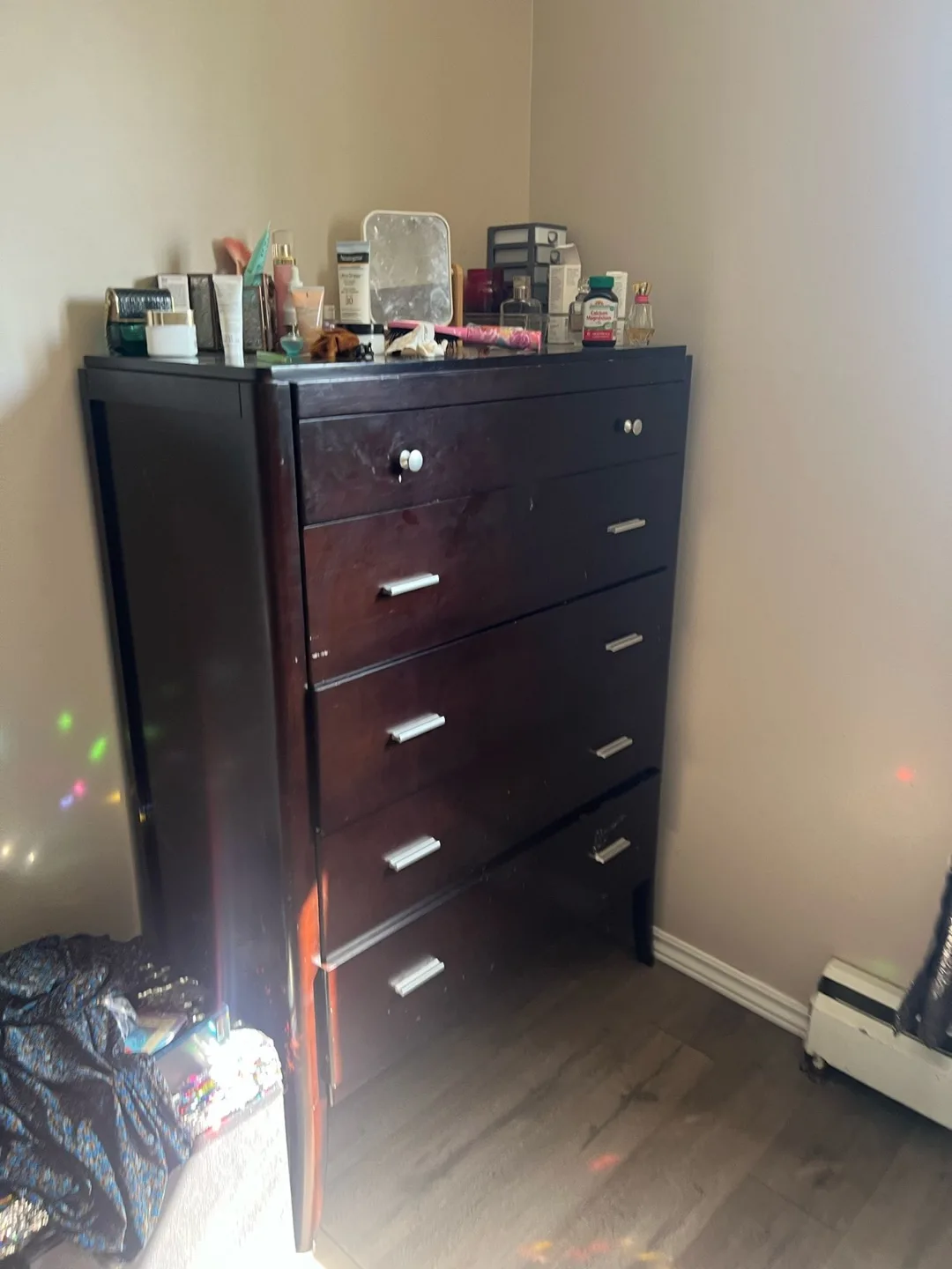 Dark Wood 5-Drawer Chest thumbnail