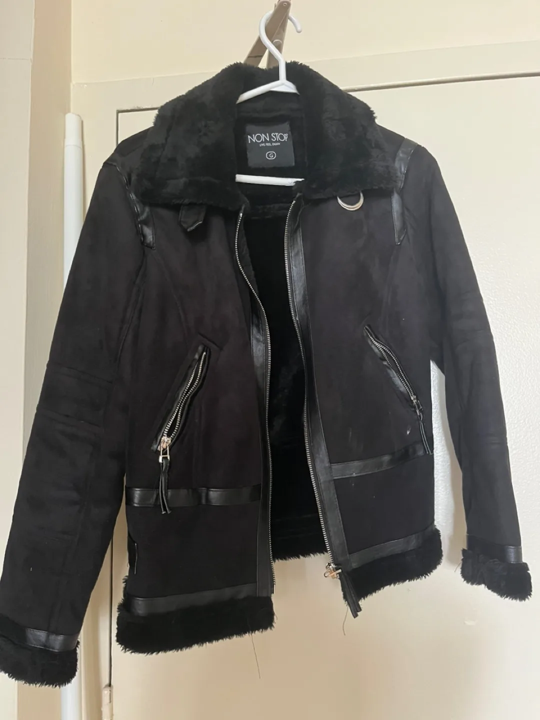 Non Stop Women's Size medium, Black Aviator Jacket thumbnail