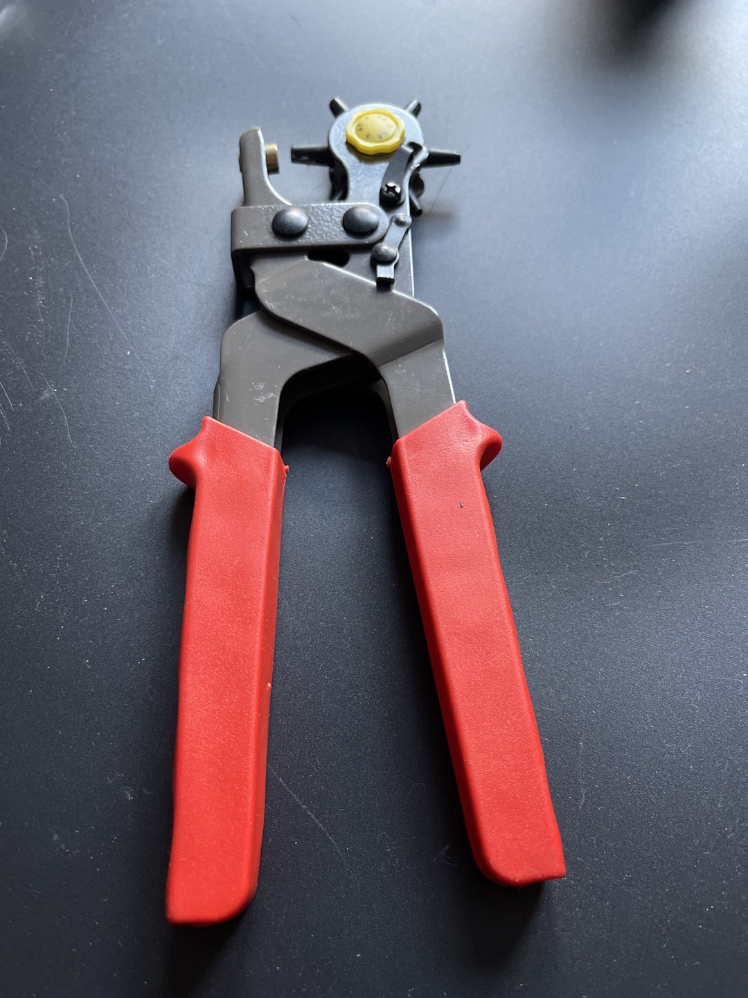 Heavy Duty Rotary Leather Punch