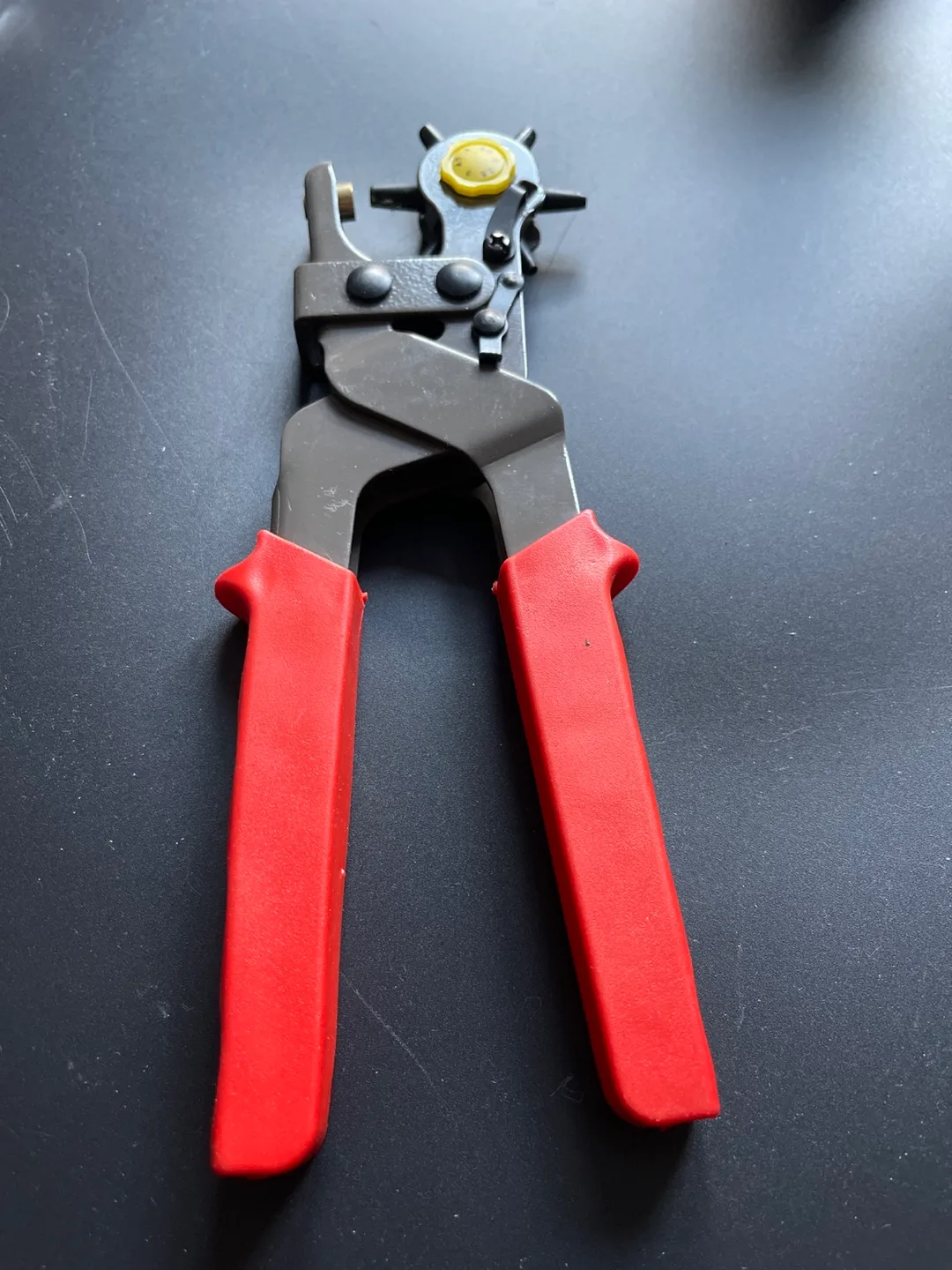 Heavy Duty Rotary Leather Punch thumbnail