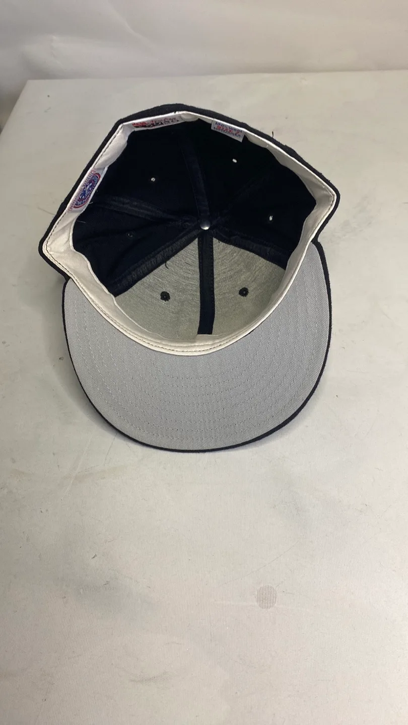 Vintage New Era 5950 Pro Model Arizona Diamondbacks Fitted Hat image indicator(4)