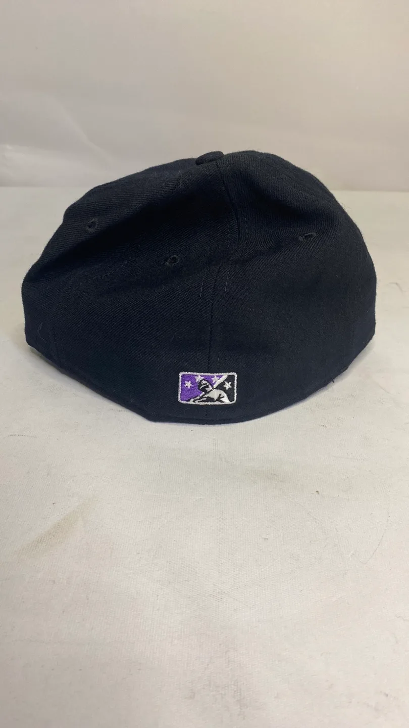 Vintage New Era 5950 Pro Model Arizona Diamondbacks Fitted Hat image indicator(2)