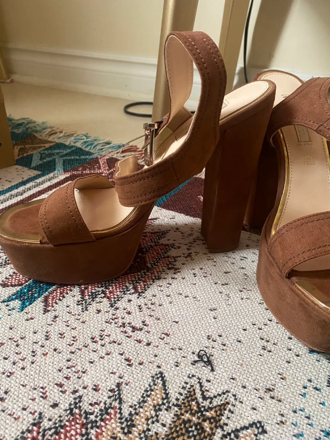 Brown Suede Platform Heels - Size 39 image indicator(5)