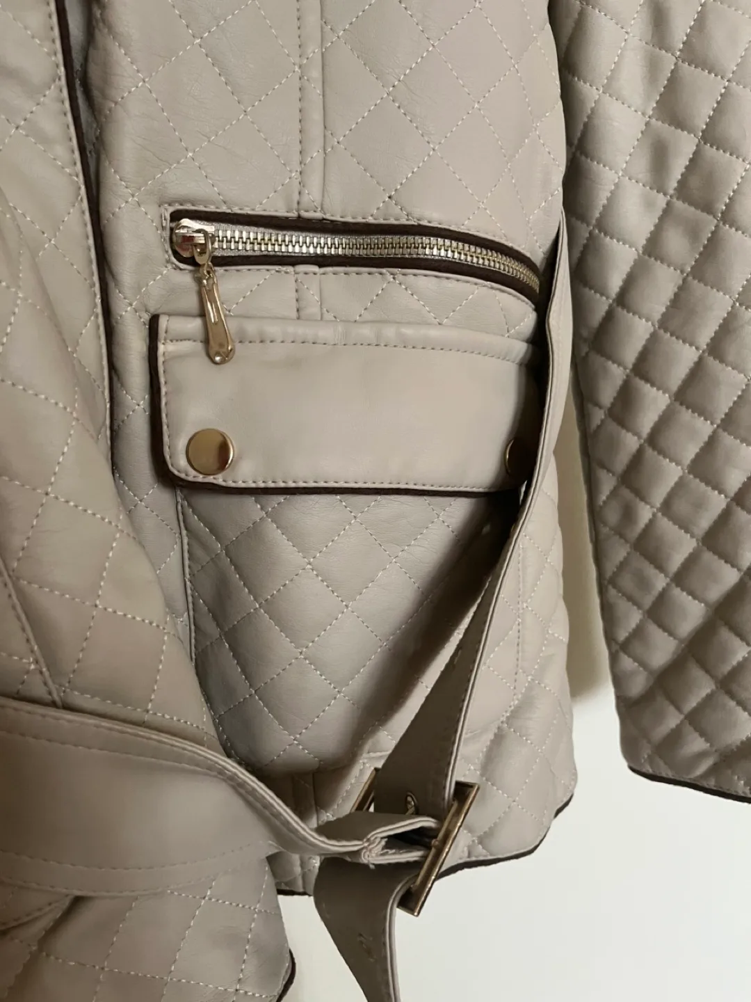 Never used Beige quilted faux leather jacket with fur trim hood image indicator(2)