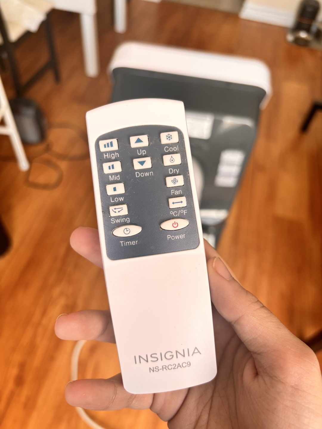 Insignia Portable Air Conditioner - photo 4