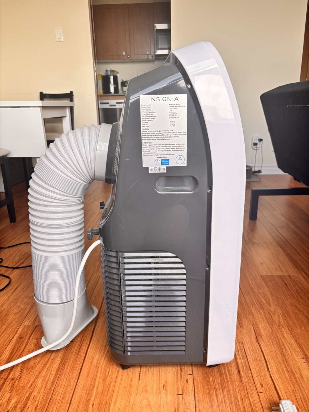 Insignia Portable Air Conditioner - photo 2