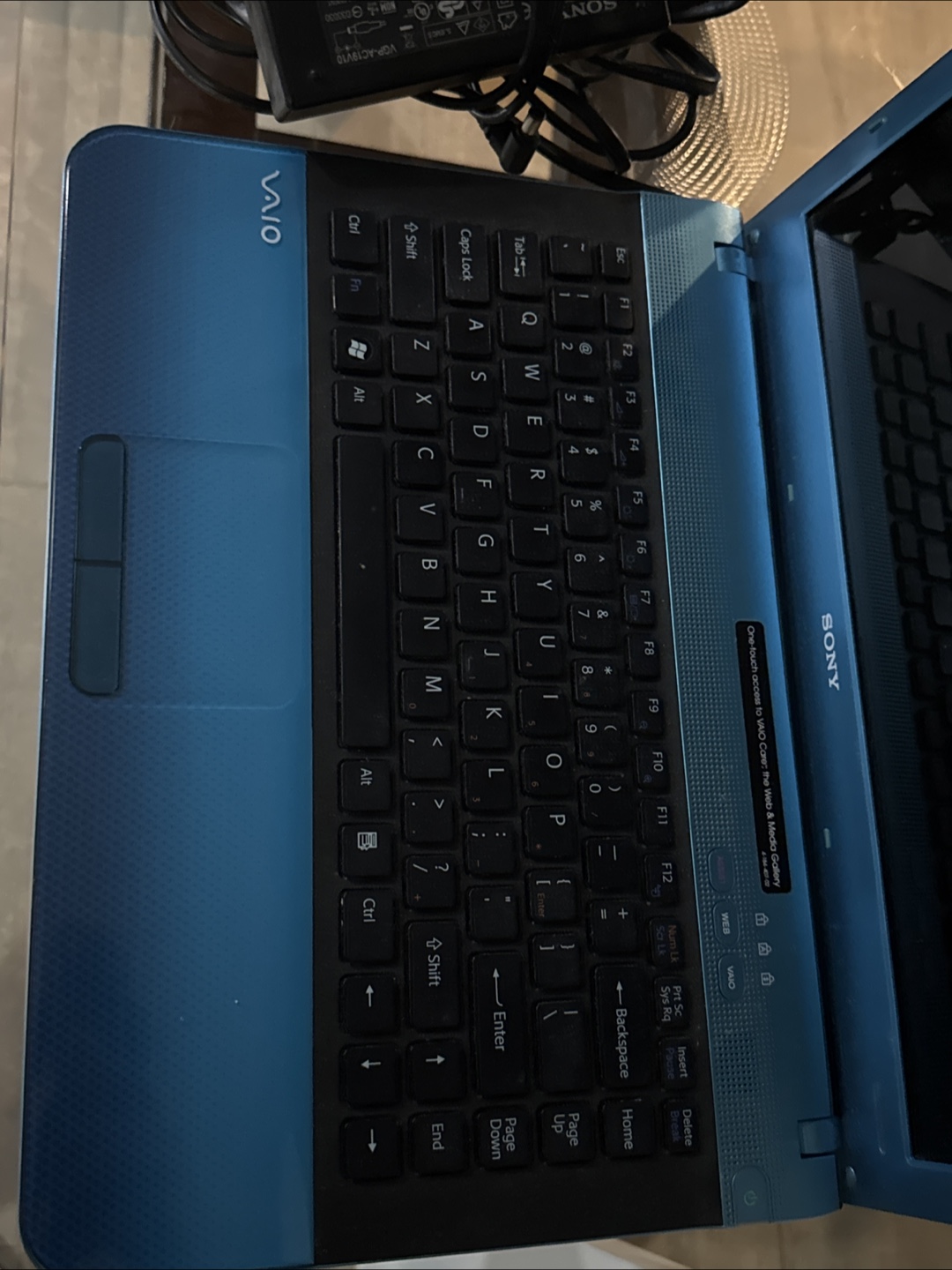 Sony Vaio Laptop - Blue - Windows 10 - photo 3