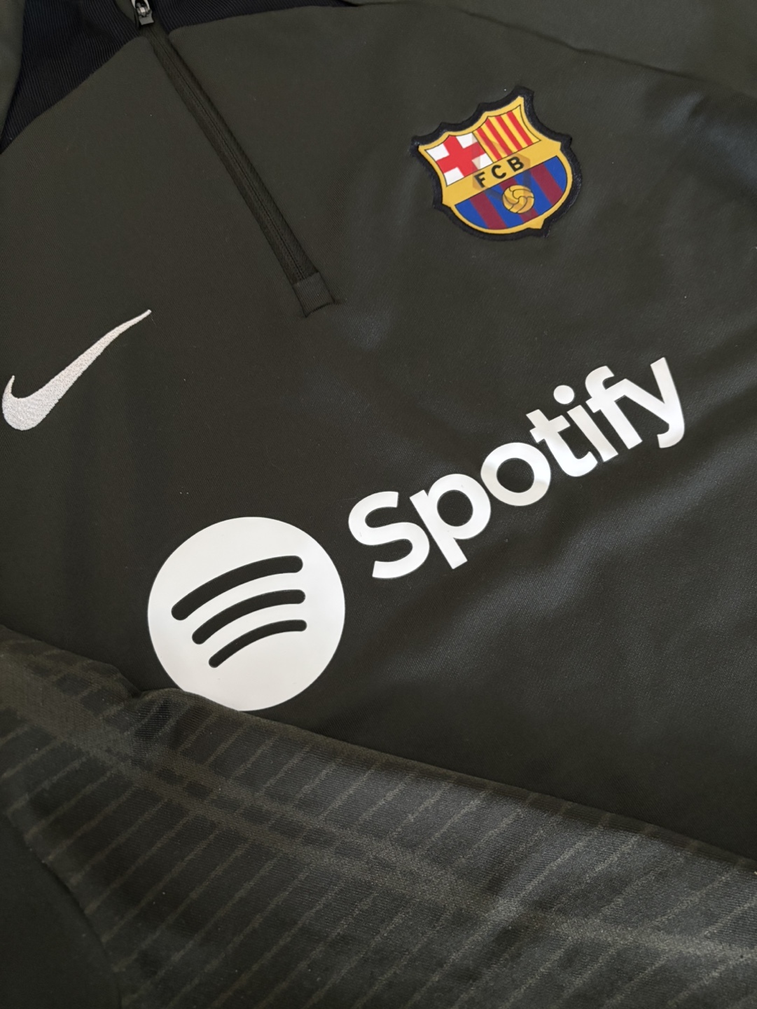 Youth FC Barcelona Nike Training Top - Size Youth Large - photo 2