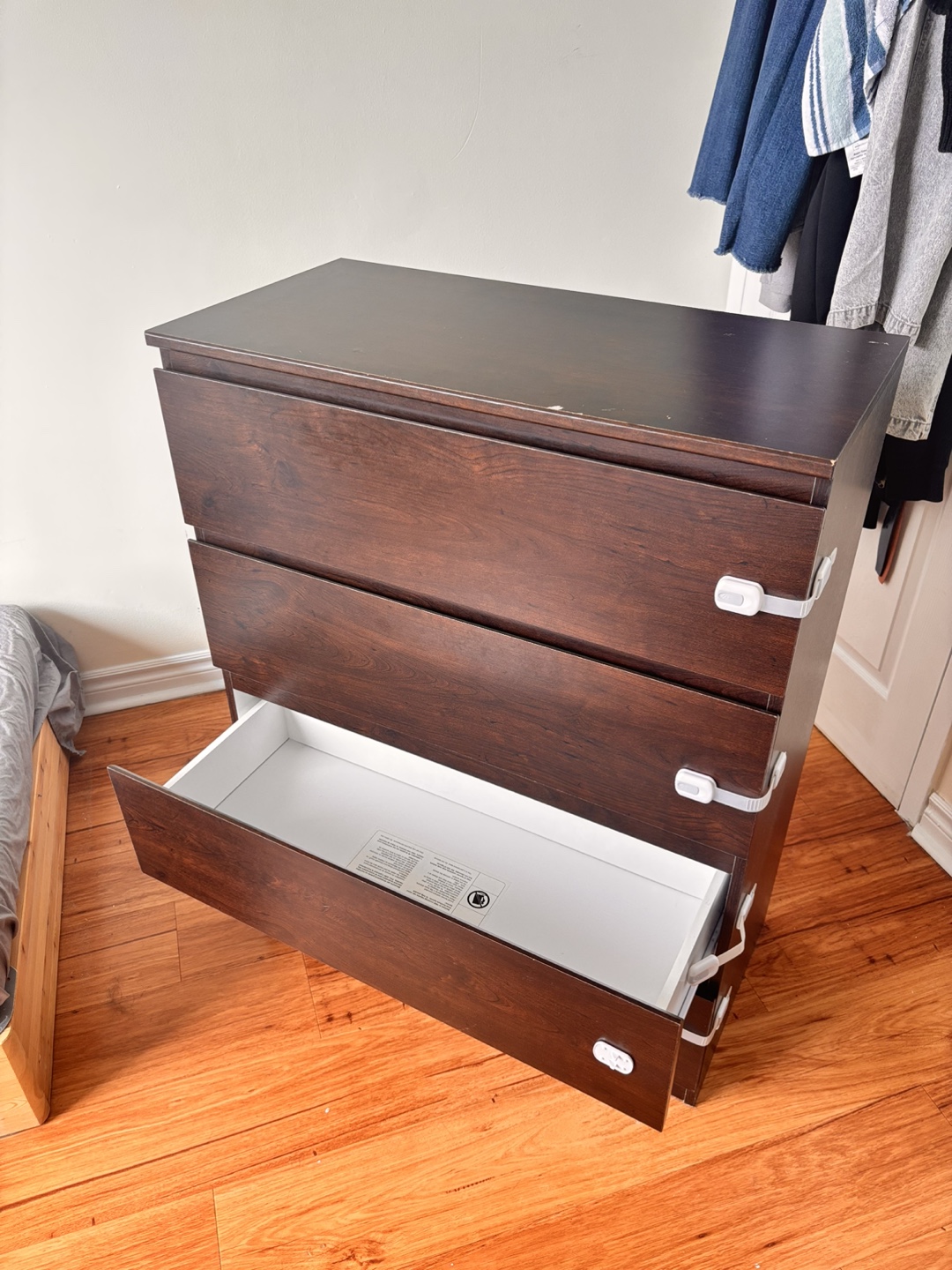 Ikea Dark brown 4-drawer dresser - photo 4
