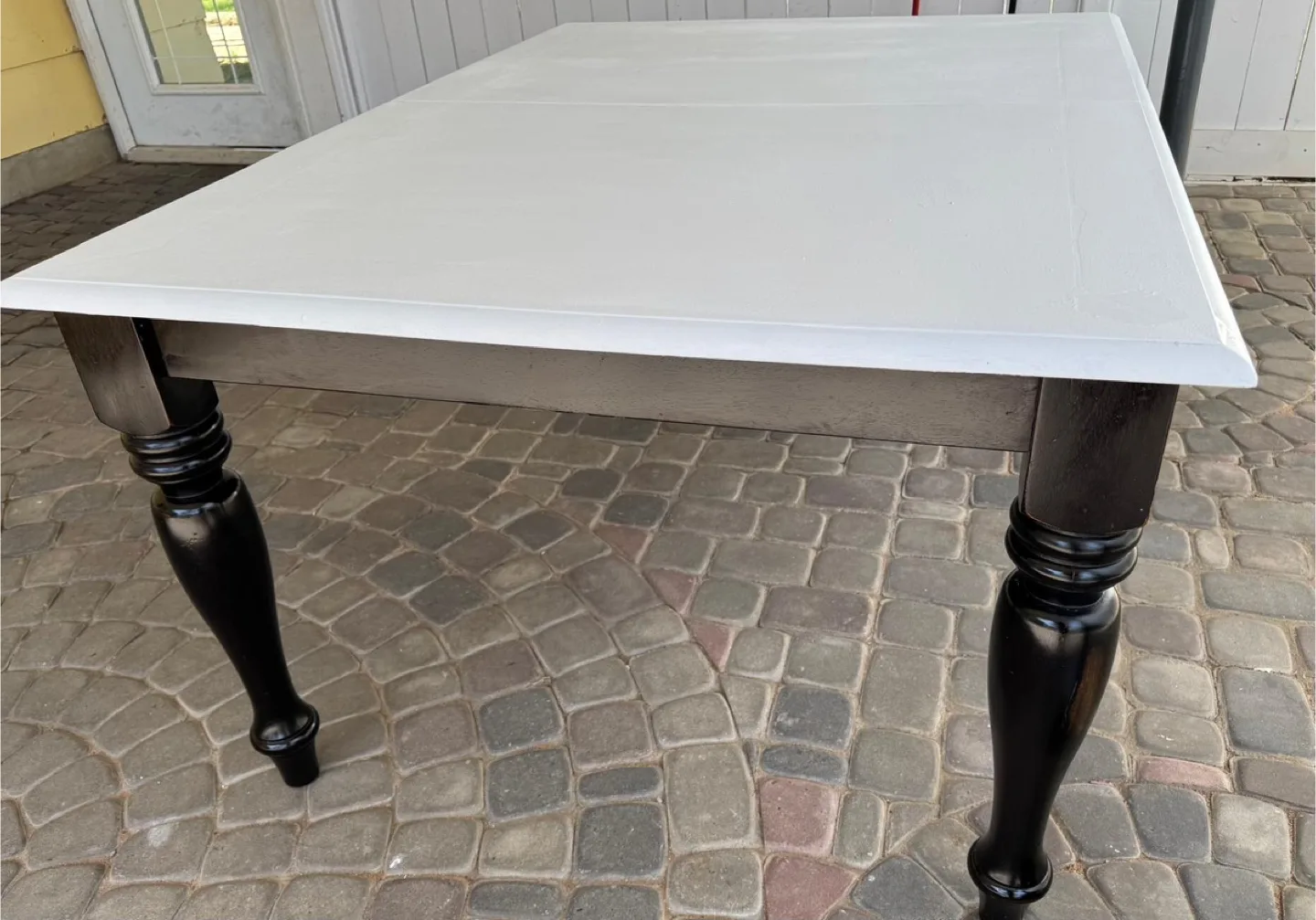 Farmhouse style dining table image indicator(2)