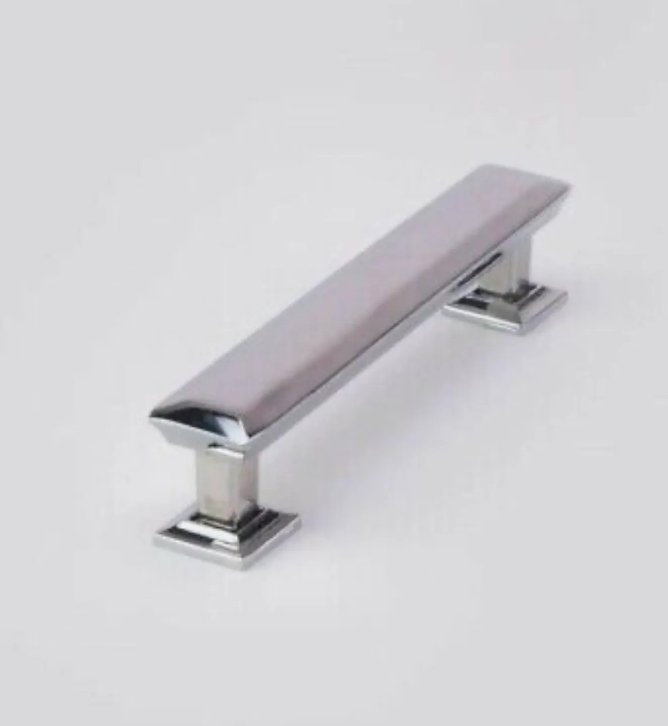 Southern Hills 4" Englewood pull - Chrome image indicator(2)