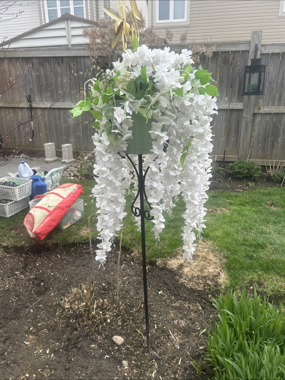 Black Metal Hanging Planter Stand