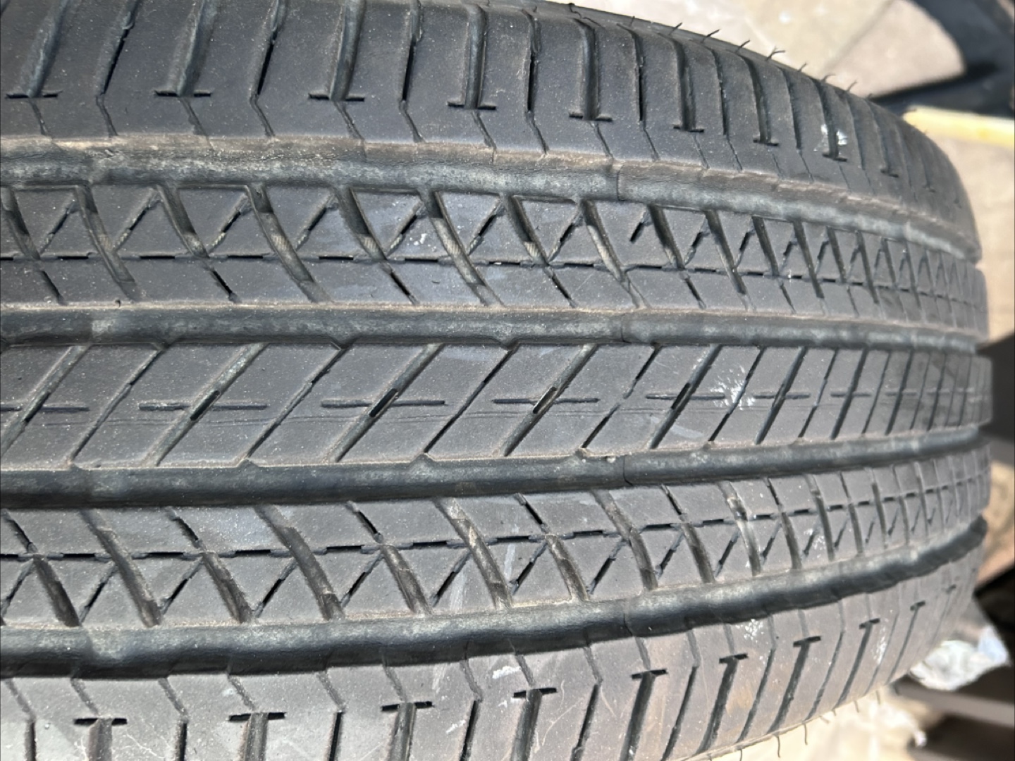 Used Bridgestone Turanza Tires - P205/60R16 96V