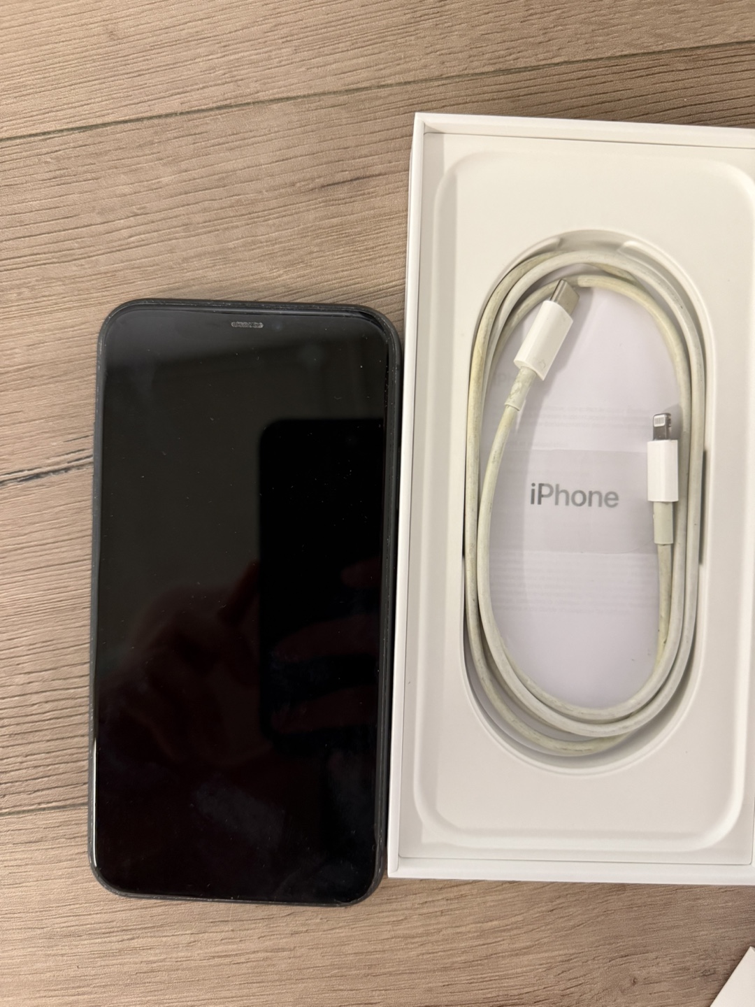 iPhone 11 128 gb - Black - Excellent Condition - photo 3