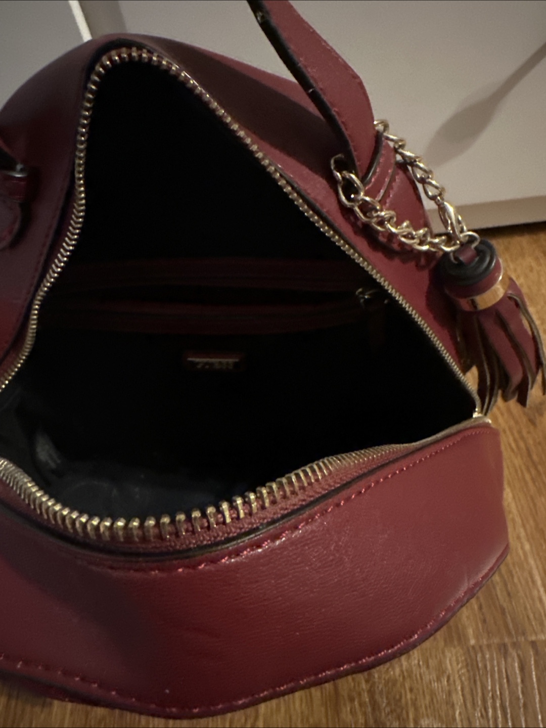 Burgundy Guess Mini Backpack - photo 4