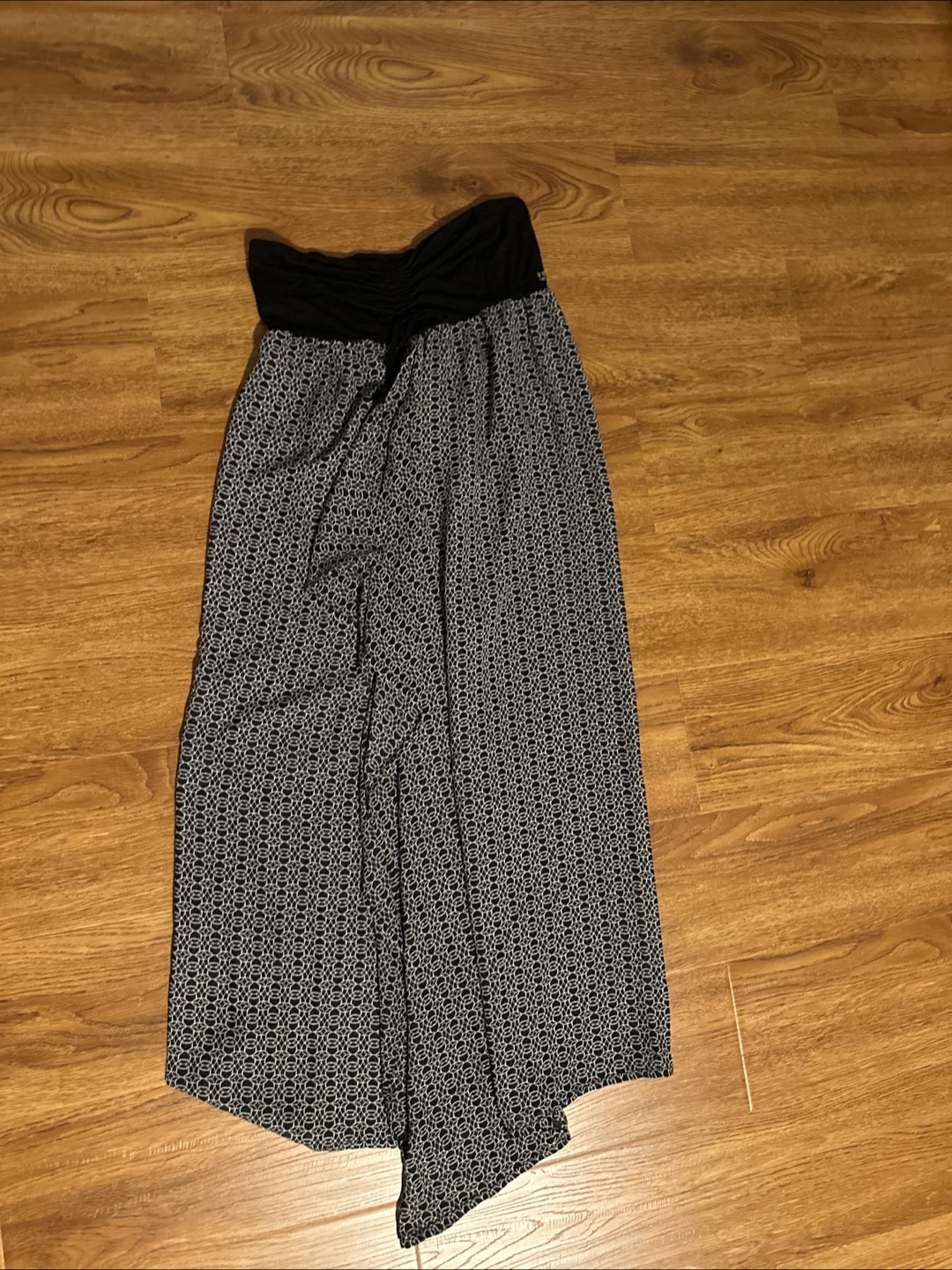 Black and White Patterned beach coverup