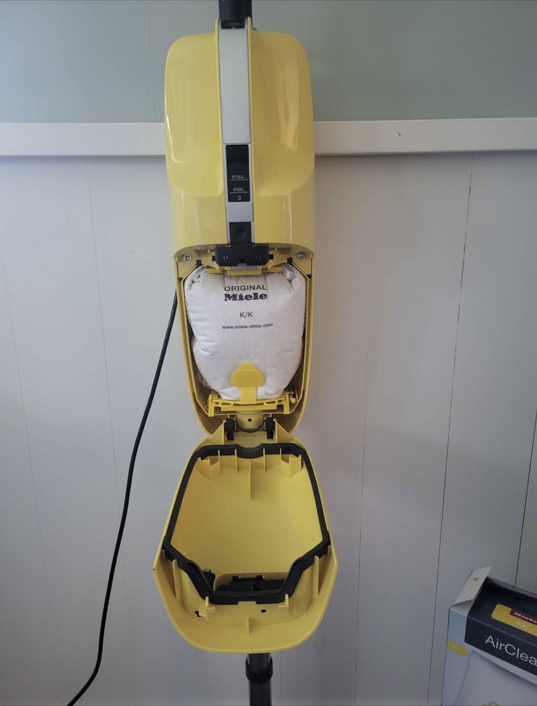 Miele Swing HEPA Canister Vacuum Cleaner & Bags - photo 3