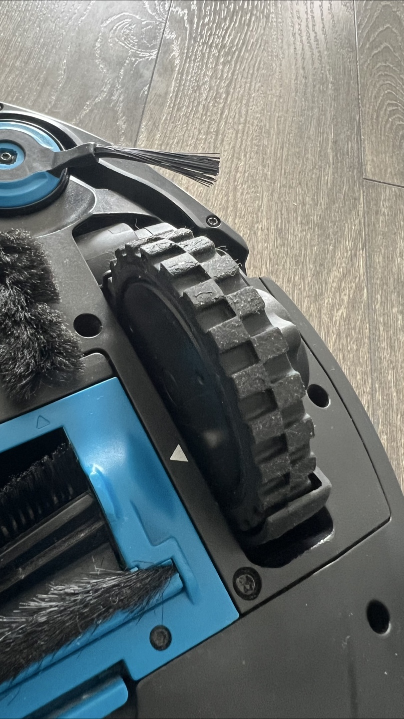 Shark RV750 Robotic Vacuum Cleaner - photo 5