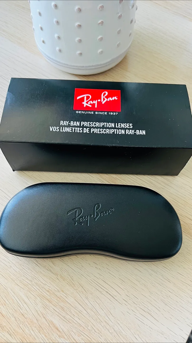Ray-Ban Wayfarer Glasses in dark blue thumbnail