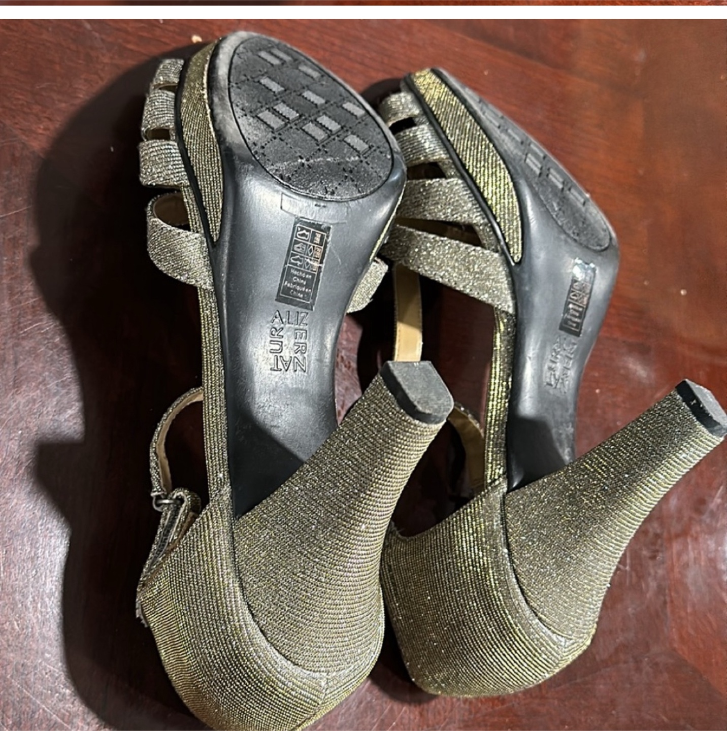 Naturalizer's Dress Shoe Size 10M - photo 2