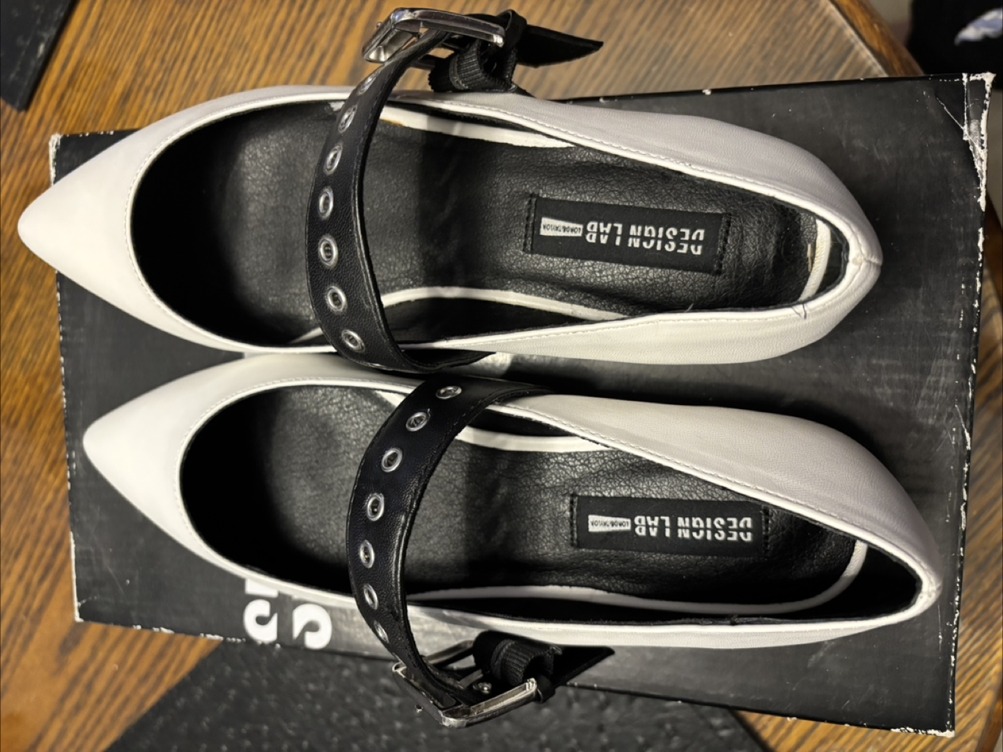 Design Lab by Lord & Taylor White and Black Pointed-Toe Flats - photo 2