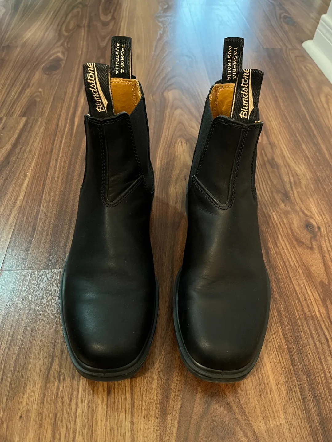 Blundstone Chelsea Unisex Boots thumbnail