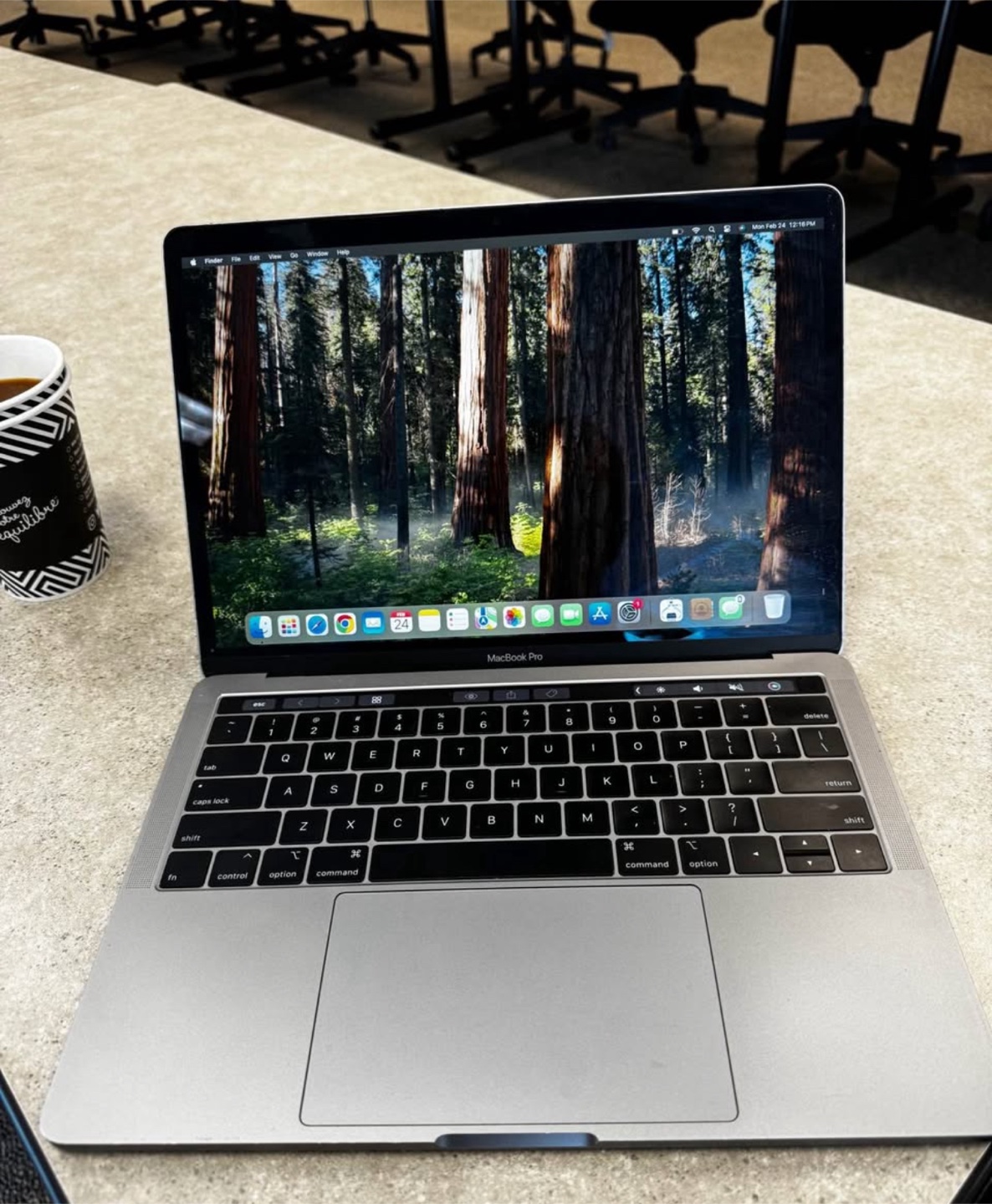 Macbook Pro 13” with touchbar - photo 5