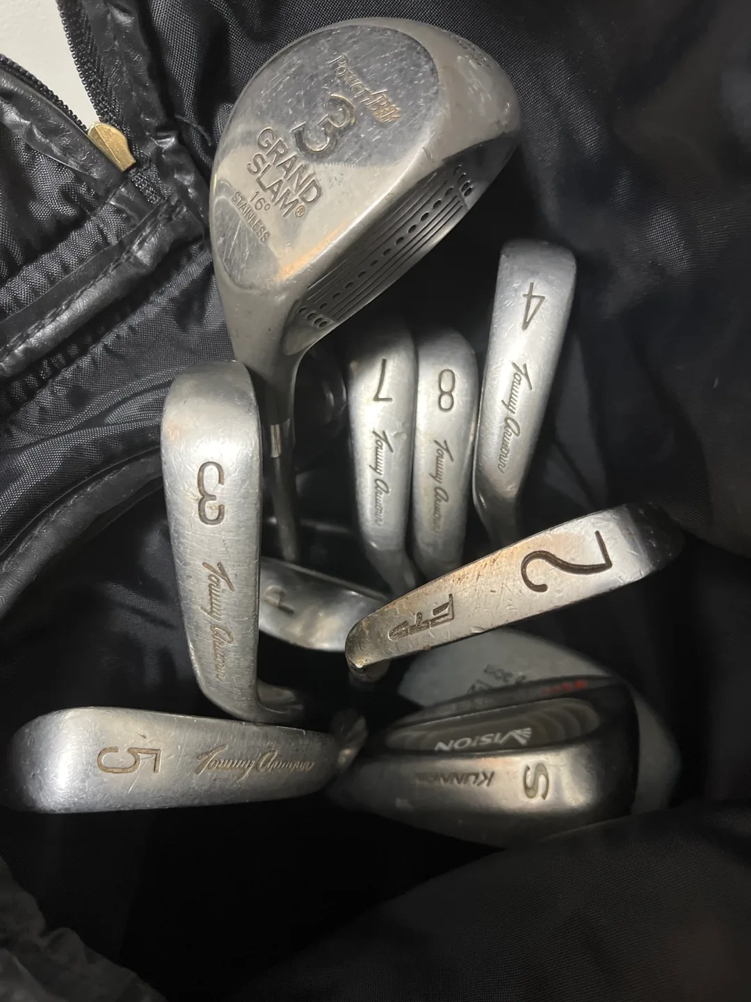 17 Golf Clubs Set with Bag and clubs included image indicator(6)
