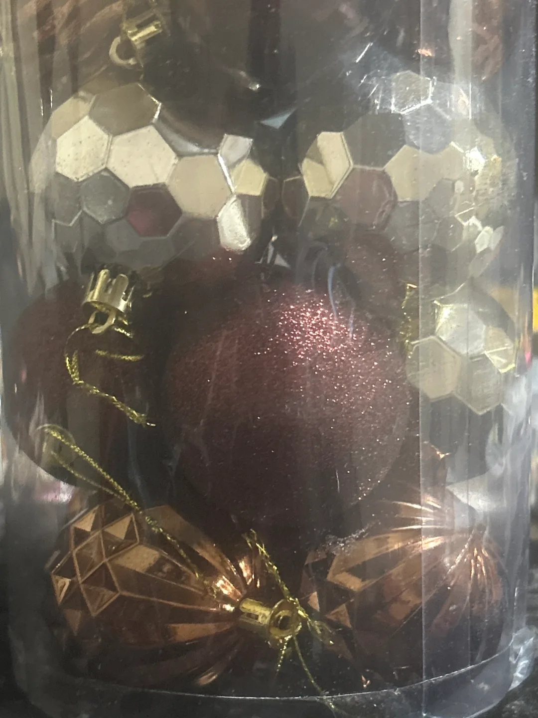 #freecycle Set of Christmas Ornaments image indicator(2)