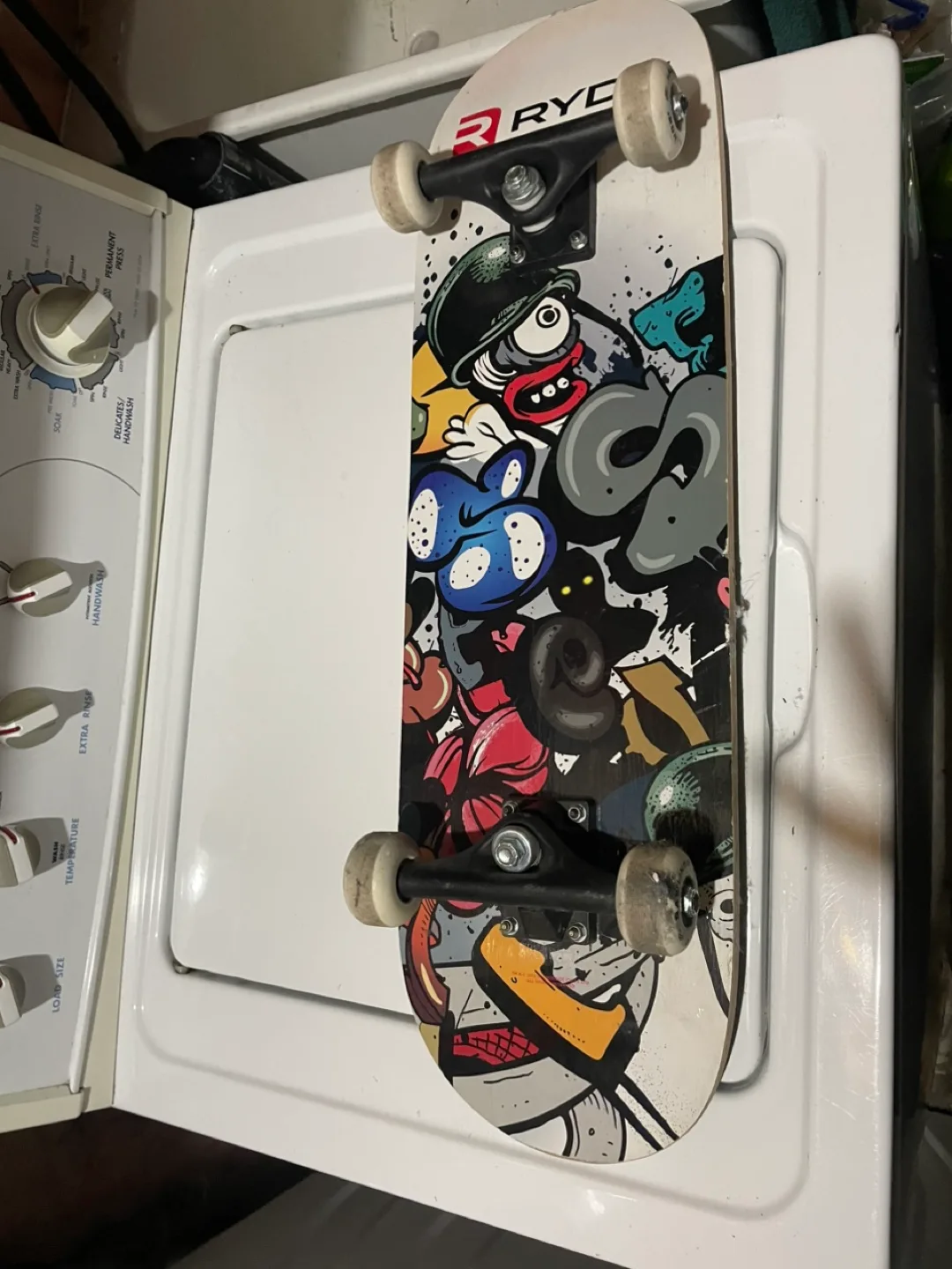 Used Skateboards - Ryde & Unknown Brand image indicator(4)