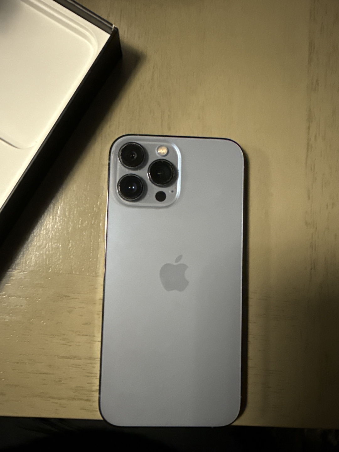 iPhone 13 Pro Max - Sierra Blue - Like New - photo 4