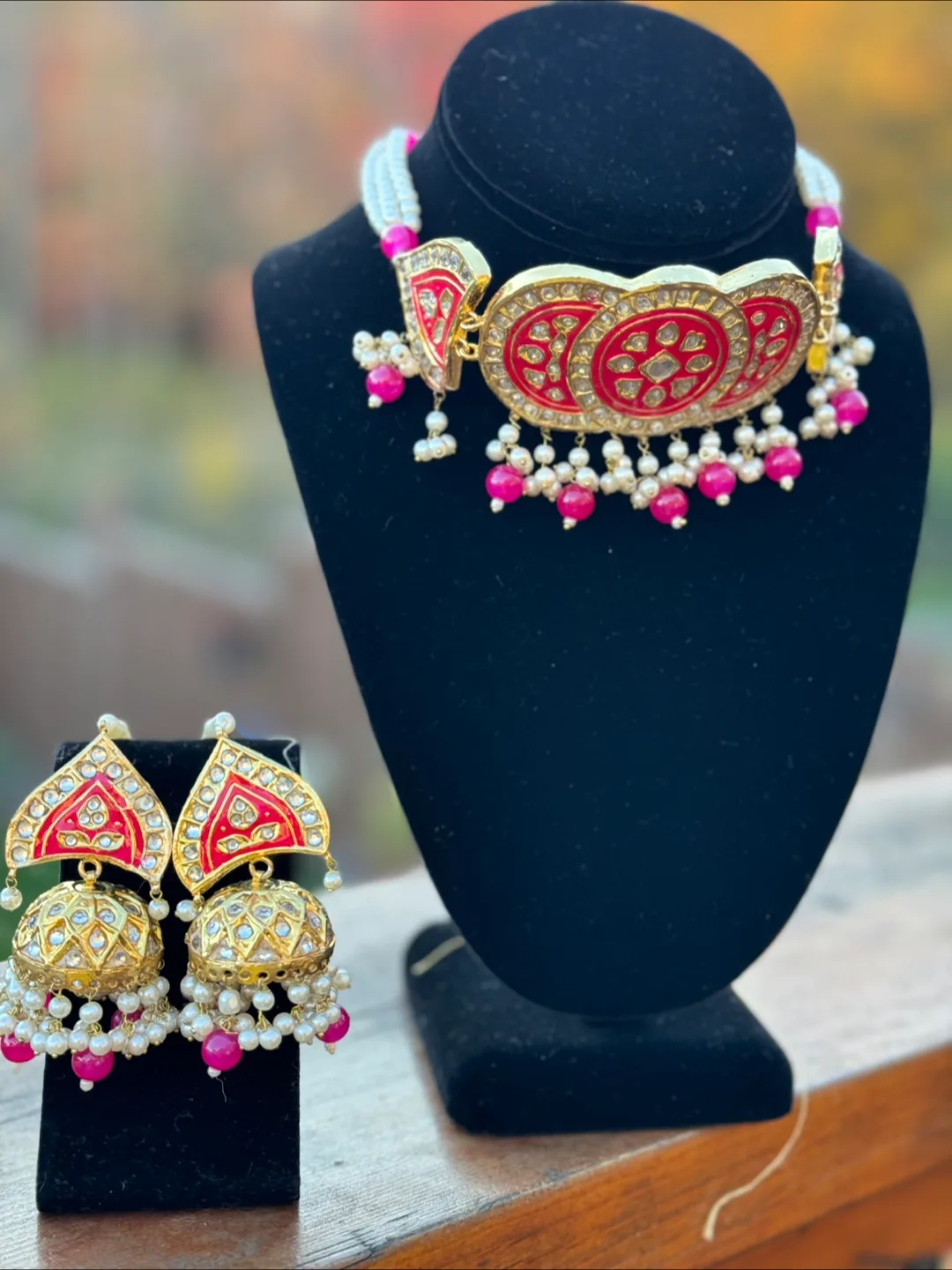 Gorgeous Kundan Choker Necklace Set - 3 Colours Available image indicator(2)