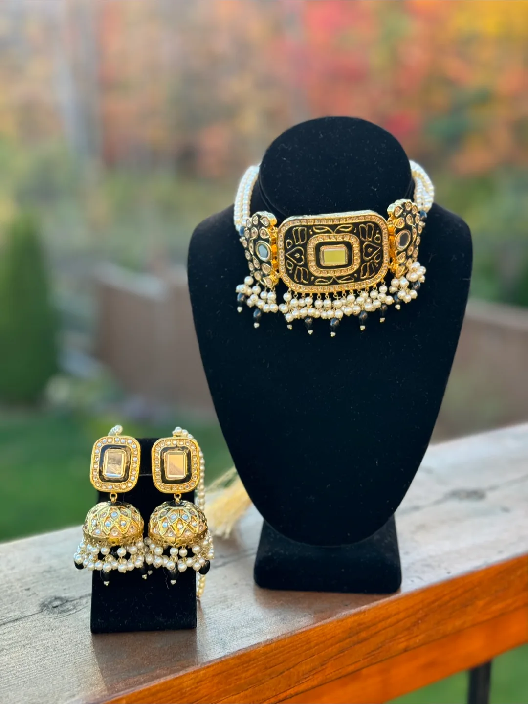 Gorgeous Kundan Choker Necklace Set - 3 Colours Available image indicator(3)