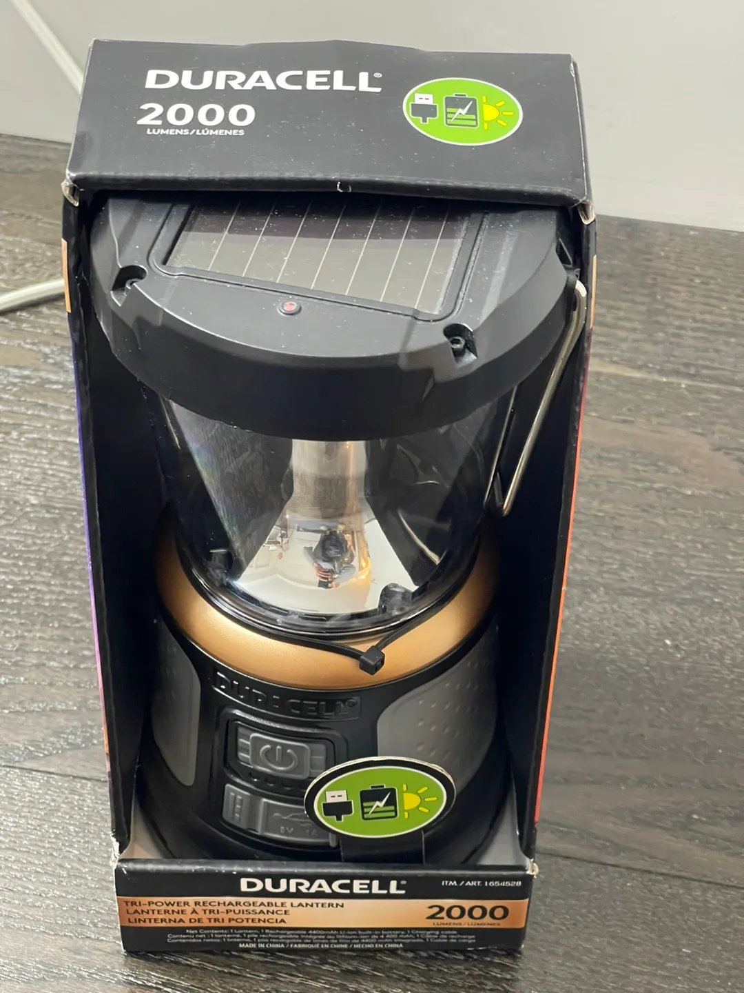 Duracell 2000 Lumens Tri-Power Rechargeable Lantern thumbnail