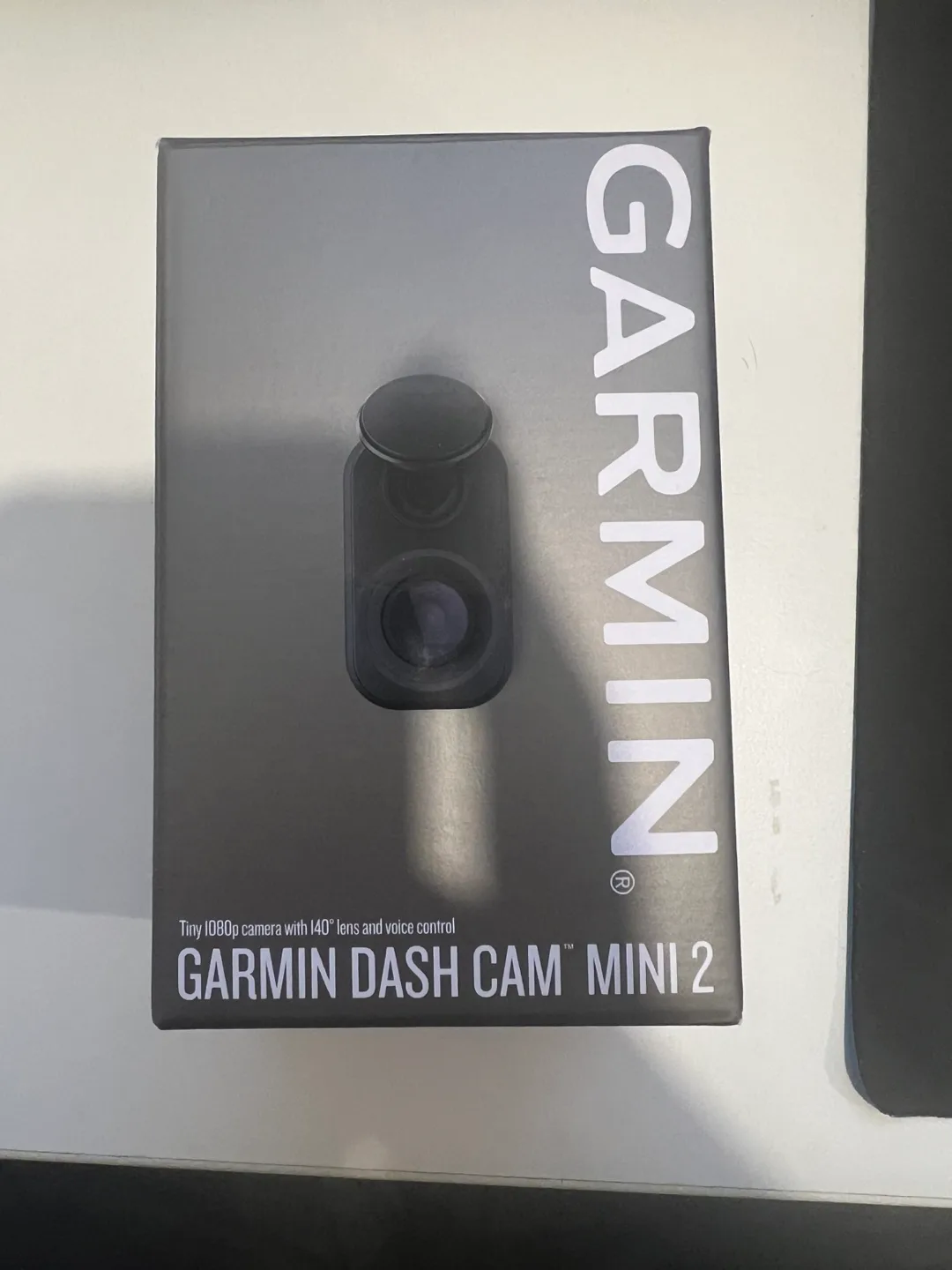 Garmin Dashcam Mini 2 thumbnail