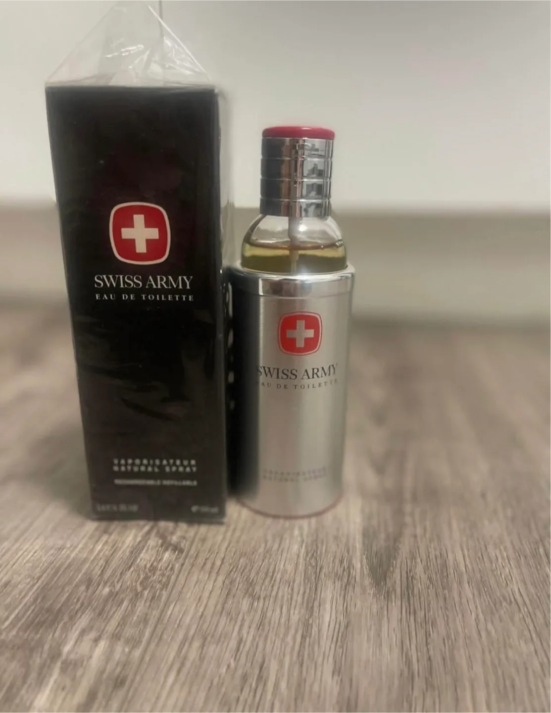 Vintage Swiss Army Eau De Toilette 100ml thumbnail