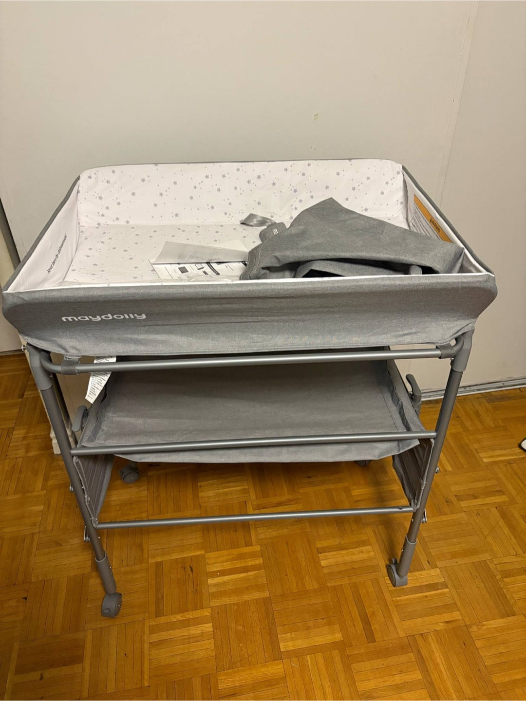 Maydolly Portable Baby Changing Table - photo 2