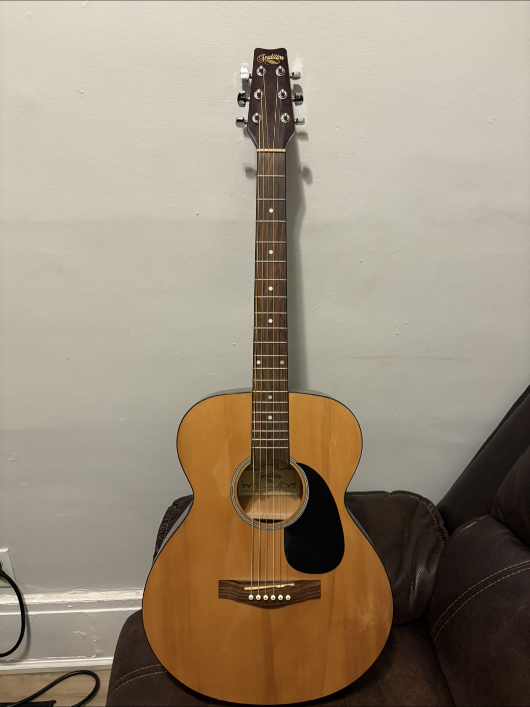 Acoustic Guitar - Excellent Condition - photo 2