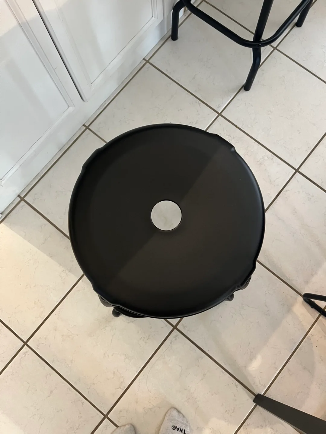 Black Metal Bar Stools image indicator(3)