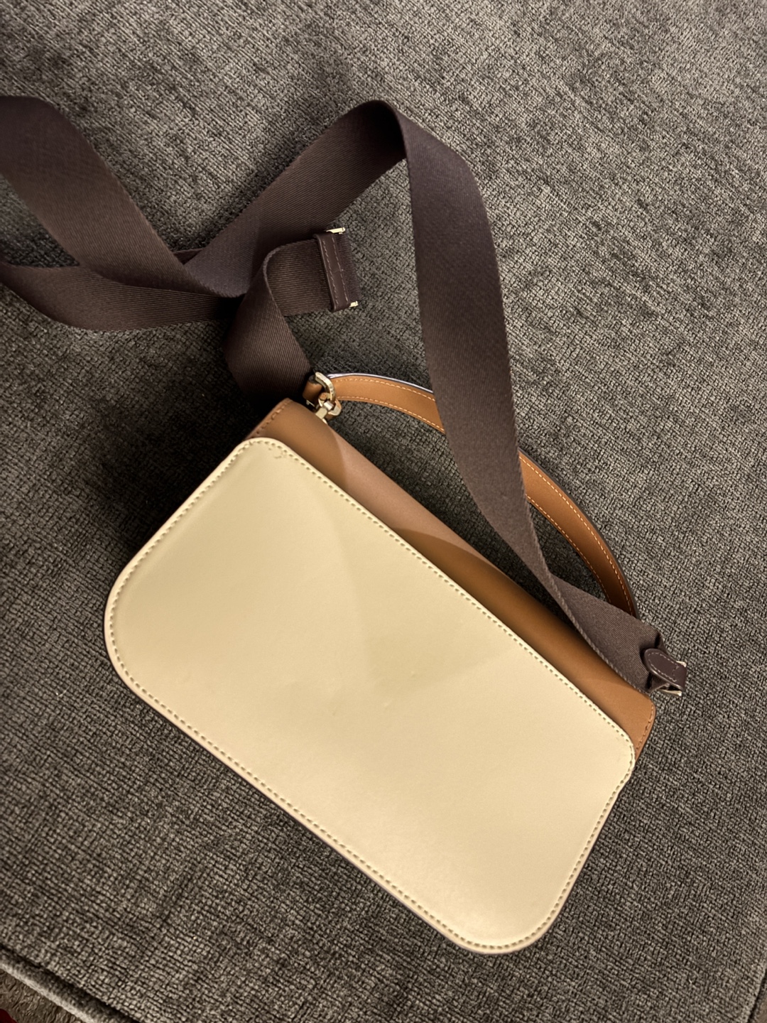 Kate Spade Two-Tone Leather Crossbody Bag - photo 4