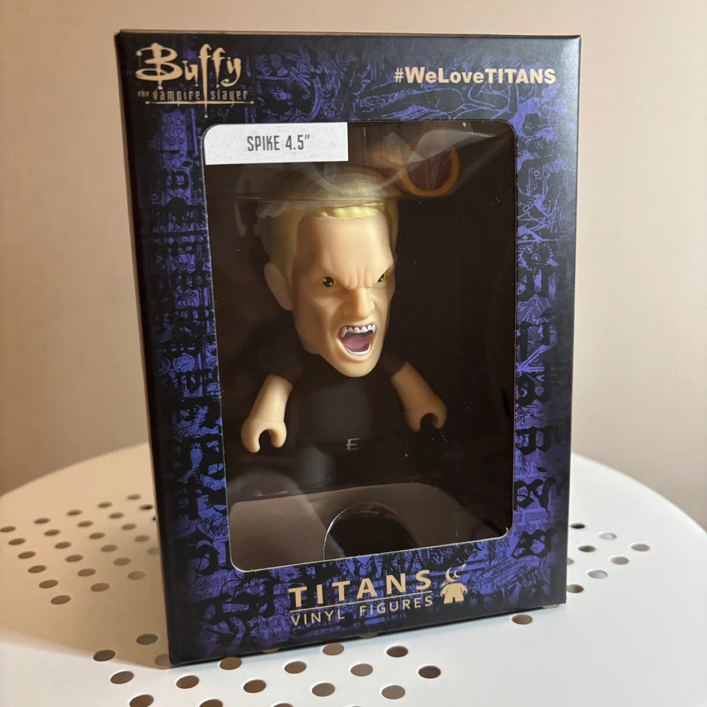 Buffy the Vampire Slayer Titans Vinyl Figure - Spike thumbnail