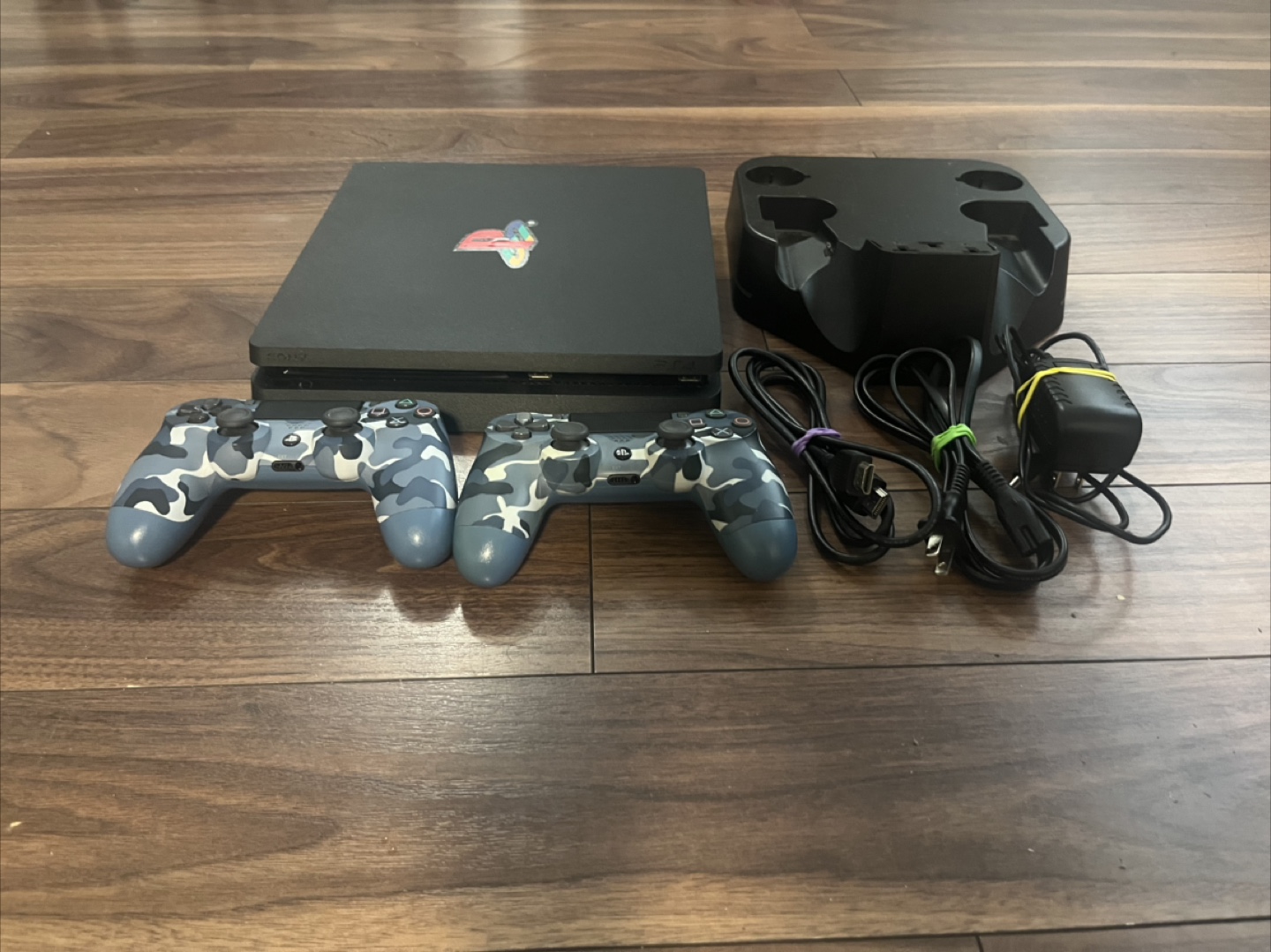 PS4 Slim Console with Two Camo Controllers and Charging Dock - photo 2